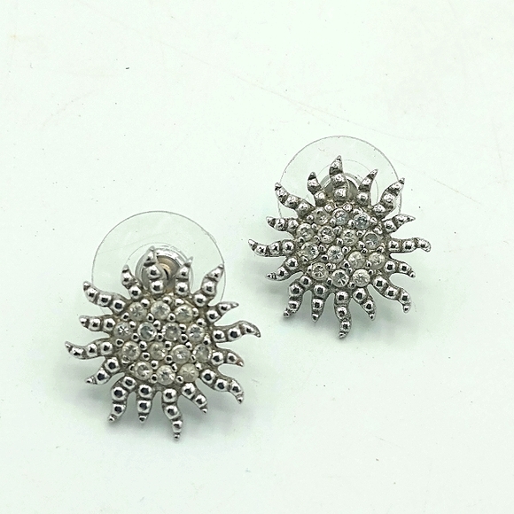 Silver Stamped S25 Starburst Sunburst Snowflake Rhinestone Post Back Earrings - Picture 7 of 7